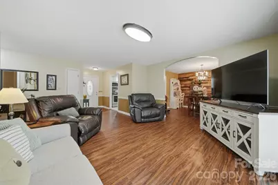 2735 Sides Avenue, Connelly Springs, NC 28612 - Photo 5