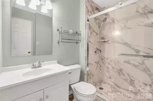 9607 Foggy Meadow Rd, Charlotte, NC 28269 - Photo 11