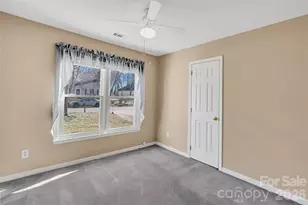 9607 Foggy Meadow Rd, Charlotte, NC 28269 - Photo 15