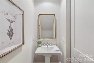 2731 Kilgo Way, Charlotte, NC 28205 - Photo 23