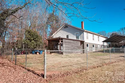 207 3rd Avenue NW, Conover, NC 28613 - Photo 5