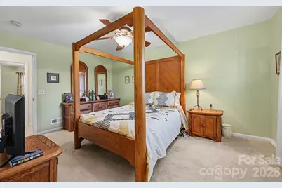 3126 Heathstead Place, Charlotte, NC 28210 - Photo 13