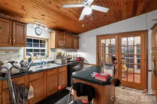 284 Paul Gosnell Rd, Marshall, NC 28753 - Photo 9