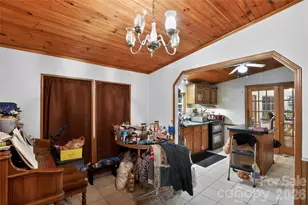 284 Paul Gosnell Rd, Marshall, NC 28753 - Photo 15