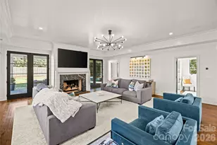 1935 Queens Rd W, Charlotte, NC 28207 - Photo 23