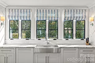 1935 Queens Rd W, Charlotte, NC 28207 - Photo 17