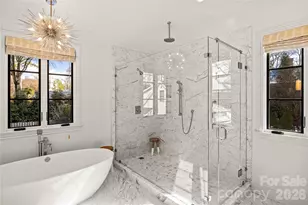 1935 Queens Rd W, Charlotte, NC 28207 - Photo 33