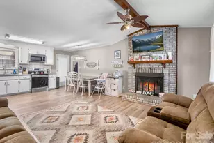 4636 Merrywood Ln, Gastonia, NC 28052 - Photo 5