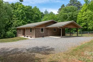 4586 Charlotte St, Conover, NC 28613 - Photo 5