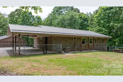 4586 Charlotte Street, Conover, NC 28613 - Photo 7