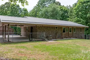 4586 Charlotte St, Conover, NC 28613 - Photo 7