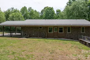4586 Charlotte St, Conover, NC 28613 - Photo 9