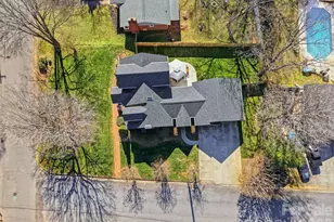 1002 S Brady Ave, Newton, NC 28658 - Photo 37