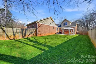 1002 S Brady Ave, Newton, NC 28658 - Photo 33