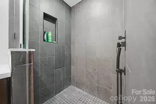 1002 S Brady Ave, Newton, NC 28658 - Photo 23