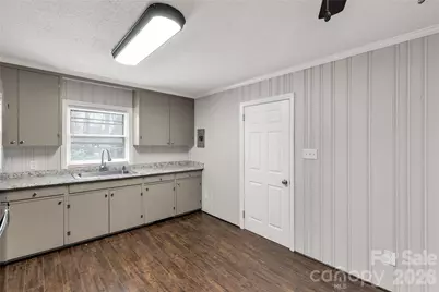 401 N Woodland Drive, Lancaster, SC 29720 - Photo 9