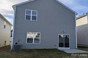 4213 Stoneygreen Ln, Charlotte, NC 28215 - Photo 13