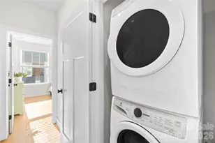 5044 York Park Ln, Charlotte, NC 28217 - Photo 15