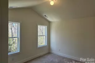 224 Slade Ln, Black Mountain, NC 28711 - Photo 5