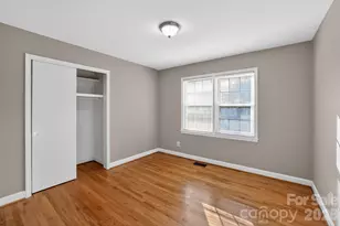 212 N Pine Lake Dr, Spartanburg, SC 29301 - Photo 19