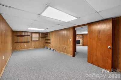 212 N Pine Lake Drive, Spartanburg, SC 29301 - Photo 33