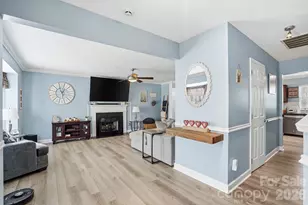 2036 Mallard Pine Ct, Charlotte, NC 28262 - Photo 3