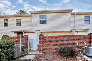 11115 Park Rd, Charlotte, NC 28226 - Photo 5