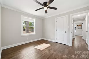 3900 Foxford Pl, Charlotte, NC 28215 - Photo 23