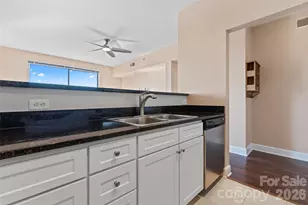 1315 East Blvd, Charlotte, NC 28203 - Photo 11