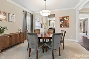 10440 Paper Birch Dr, Charlotte, NC 28215 - Photo 7