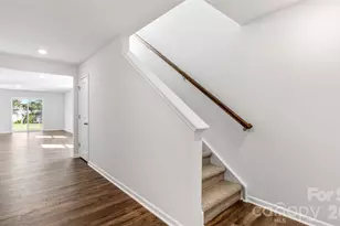 129 Lauren Ln, Hendersonville, NC 28792 - Photo 15