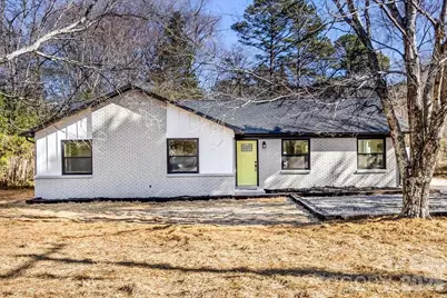 741 E John Street, Matthews, NC 28105 - Photo 1