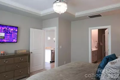 7120 American Elm Road, Charlotte, NC 28215 - Photo 9