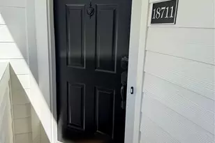 18711 Vineyard Point Ln, Cornelius, NC 28031 - Photo 3