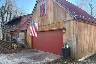 219 Rockinghorse Trl, Burnsville, NC 28714 - Photo 3