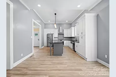 613 S Mulberry Street, Statesville, NC 28677 - Photo 13