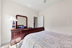 5727 Lavaux Ct, Charlotte, NC 28214 - Photo 7