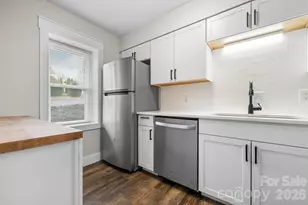 2705 N Center St, Hickory, NC 28601 - Photo 11