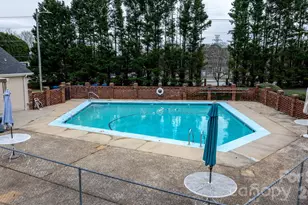 2705 N Center St, Hickory, NC 28601 - Photo 27