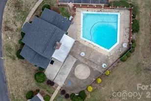 2705 N Center St, Hickory, NC 28601 - Photo 25