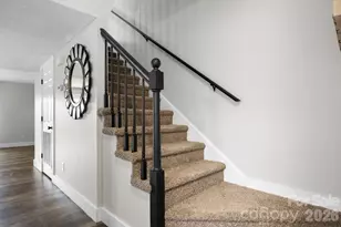 2705 N Center St, Hickory, NC 28601 - Photo 3