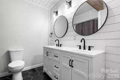 2705 N Center Street #60, Hickory, NC 28601 - Photo 15