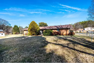 2347 Plainfield Drive, Conover, NC 28613 - Photo 11