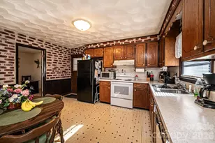 2347 Plainfield Dr, Conover, NC 28613 - Photo 39