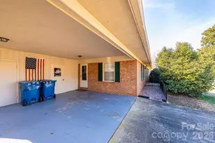 2347 Plainfield Dr, Conover, NC 28613 - Photo 15
