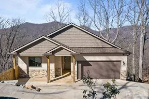 225 Aurora Ln, Tryon, NC 28782 - Photo 1