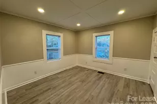 408 E 3rd Ave, Gastonia, NC 28054 - Photo 9