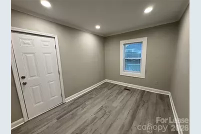 408 E 3rd Avenue, Gastonia, NC 28054 - Photo 13