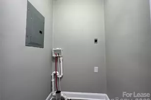 408 E 3rd Ave, Gastonia, NC 28054 - Photo 15