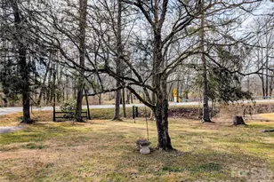 979 Greenville Hwy, Brevard, NC 28712 - Photo 3